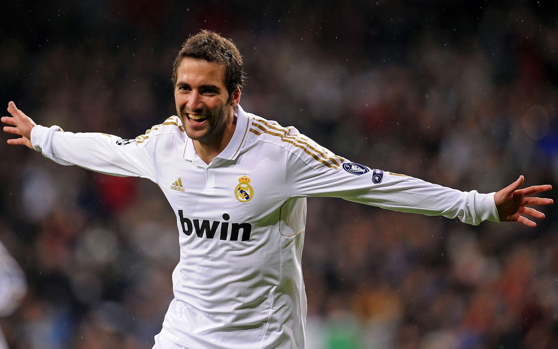 五大联赛“争冠抢分大作战”：追逐冠军的最激烈时刻