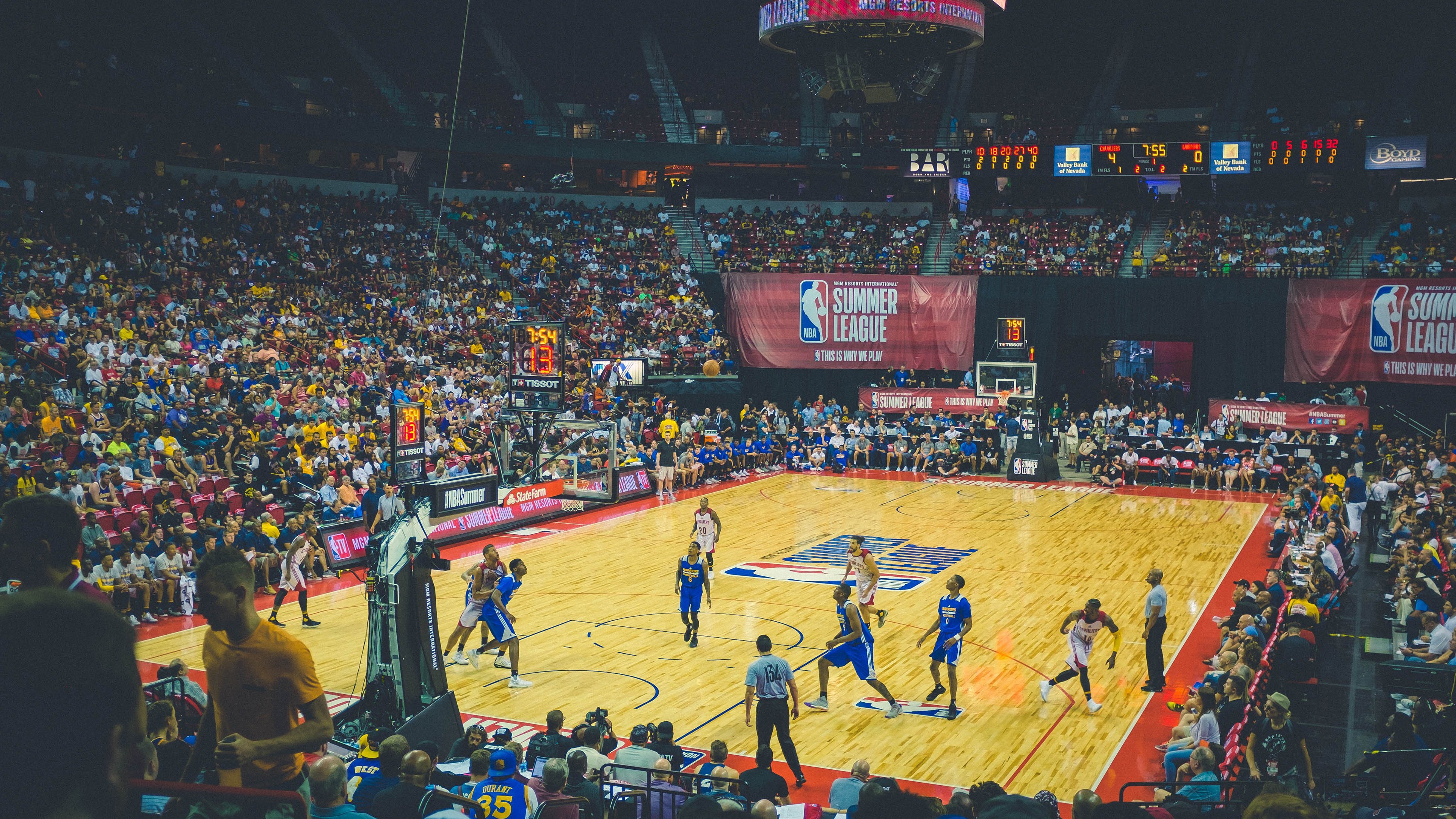 体育新闻中心参与体育社群平台内容安全规范制定，体育信息报道